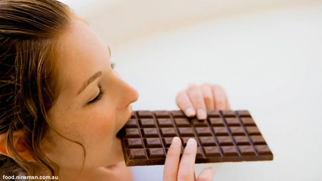 makan-coklat-daripada-seks-130402b.jpg