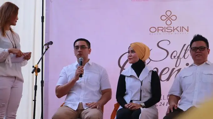 Pembukaan Oriskin cabang Malang/Foto: copyright vemale.com/wnd