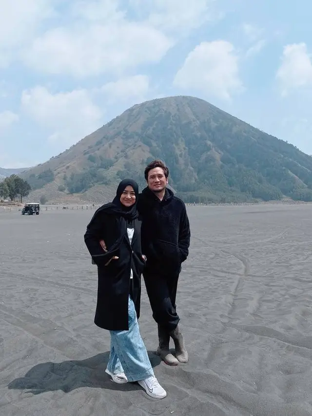 Potret Cindy Fatika Sari dan Teuku Firmansyah (Sumber: Instagram/@cindyfatikasari18)