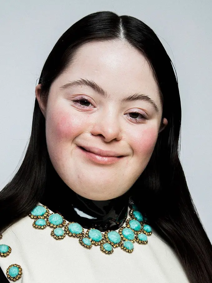 Model Down Syndrome Bintangi Iklan Mascara Gucci Beauty