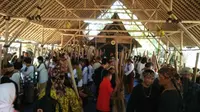 Seren Taun salah satu upacara adat masyarakat akur sunda wiwitan cigugur yang masih lestari. Foto (Liputan6.com / Panji Prayitno)