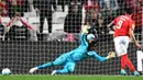 Pemain berusia 22 tahun itu menunjukkan performa yang sangat mengesankan untuk Benfica. Nunez tercatat telah menorehkan 33 gol dan empat assist dari 38 pertandingan di semua kompetisi. (AFP/Patricia De Melo Moreira)