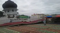 Masjid yang runtuh di Aceh (Liputan6.com/ Muslim AR)