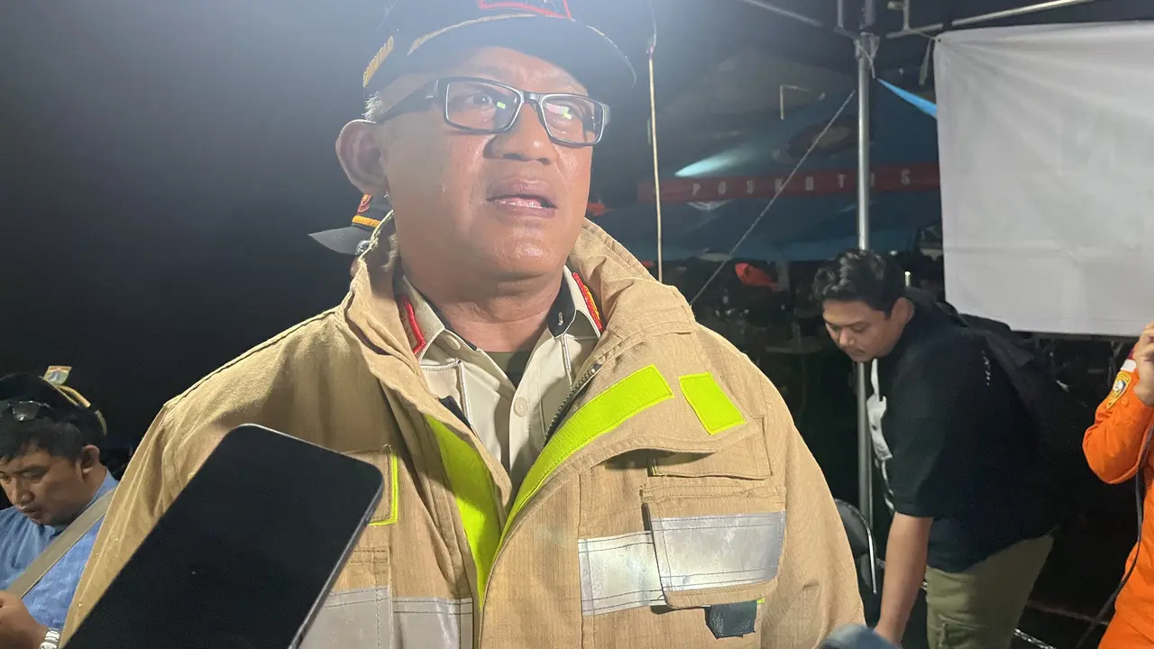 Plt Kepala Dinas Gulkarmat Jakarta Satriadi Gunawan mengatakan, proses pemadaman kebakaran Glodok Plaza, Mangga Besar, Jakarta Barat dinyatakan selesai.