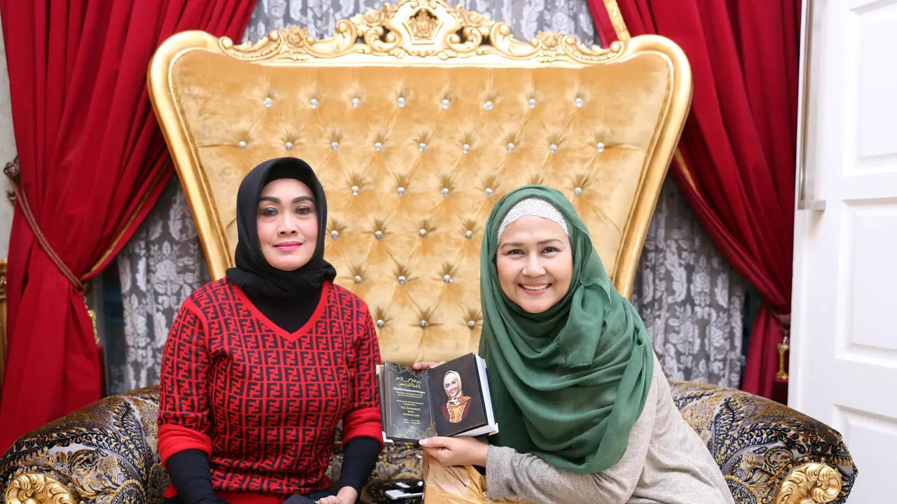 [Bintang] Ria Irawan dan Sri Wulansih