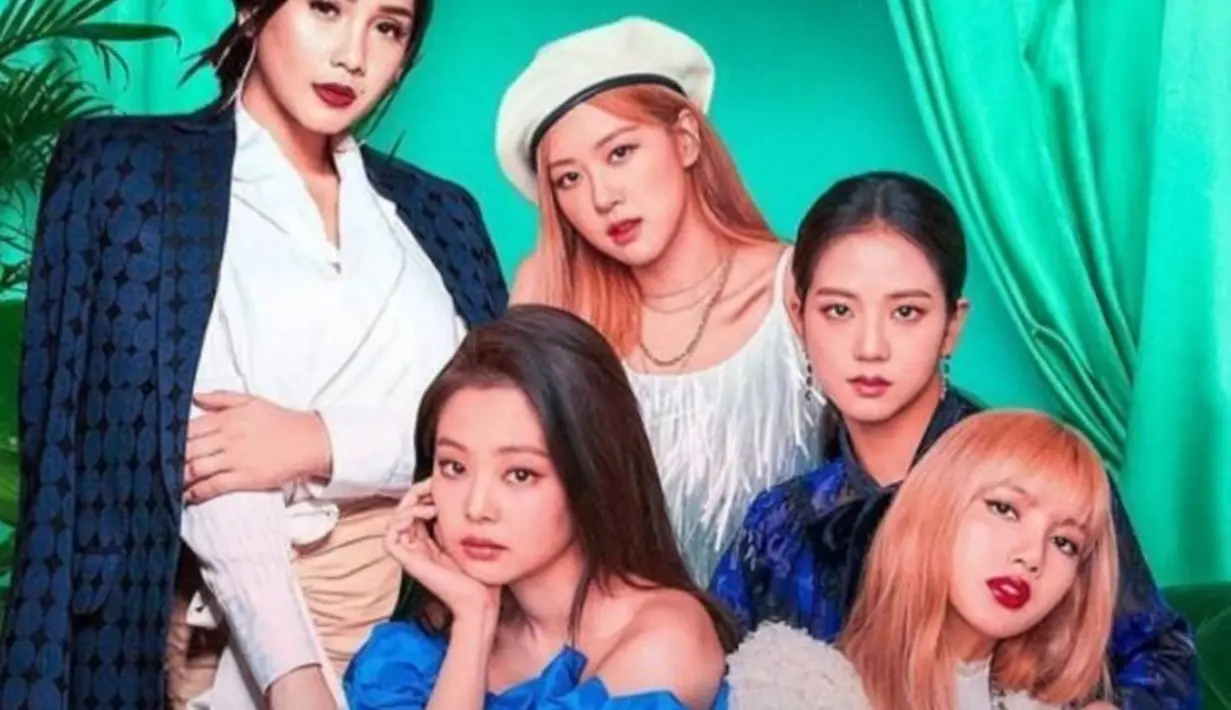 Nagita Slavina berhasil bikin warganet tertawa ngakak saat unggah foto editan bersama member Blackpink. Gaya kece Nagita saat bersanding dengan Blackpink ini banjir pujian. Meski hanya editan, Nagita dinilai cocok bersanding dengan Blackpink. (Liputan6.com/IG/raffinagita1717)
