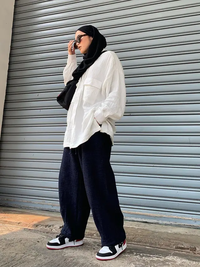 Selalu Tampil Modis, Ini 6 Potret OOTD Sivia Azizah yang Bisa Jadi Inspirasi