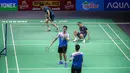 Pebulu tangkis ganda putra Indonesia, Sabar Karyaman Gutama/Moh Reza Pahlevi melakukan selebrasi setelah mencetak poin ke arah pasangan Chinese Taipei, Lee Jhe-Huei/Yang Po-Hsuan pada babak perempat final Indonesia Open 2024 di Istora Senayan, Jakarta, Sabtu (07/06/2024). (Bola.com/Bagaskara Lazuardi)