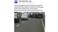 Aksi sejumlah motor yang membuat kemacetan karena takut ditilang polisi di Jalan Layang Casablanca (facebook TMC Polda Metro Jaya)