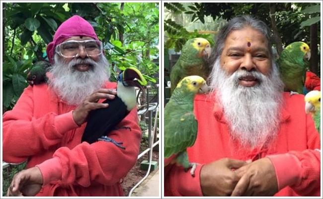 Kecintaan dan kepedulian Swamiji terhadap burung sudah ada sejak ia masih anak-anak | Copyright by odditycentral.com