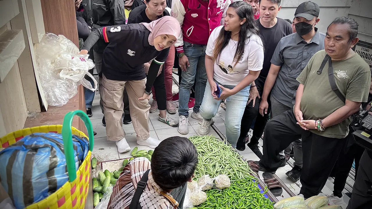 Istri Capres nomor urut 3 Ganjar Pranowo, Siti Atikoh