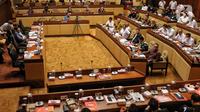 Suasana saat Menteri Dalam Negeri (Mendagri) Tito Karnavian, Wamendagri John Wempi Wetipo, Ketua KPU Hasyim Asy'ari, Ketua DKPP Muhammad, dan Ketua Bawaslu Rahmat Bagja mengikuti rapat dengar pendapat dengan Komisi II DPR di Kompleks Parlemen, Senayan, Jakarta, Rabu (31/8/2022). Rapat tersebut membahas mengenai persiapan Pemilu 2024 dan persiapan Pemilu di Papua. (Liputan6.com/Angga Yuniar)