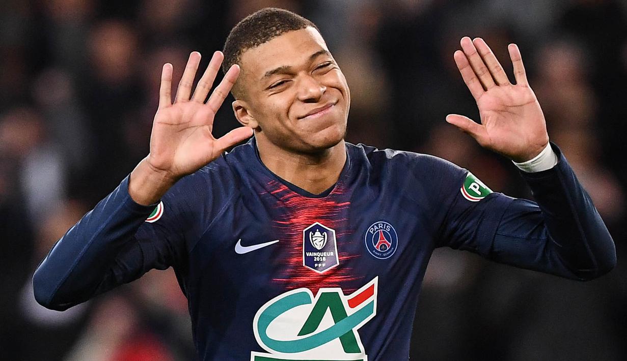 7. Kylian Mbappe (Paris Saint-Germain/Prancis) - Striker. (AFP/Anne-Christine Poujoulat)