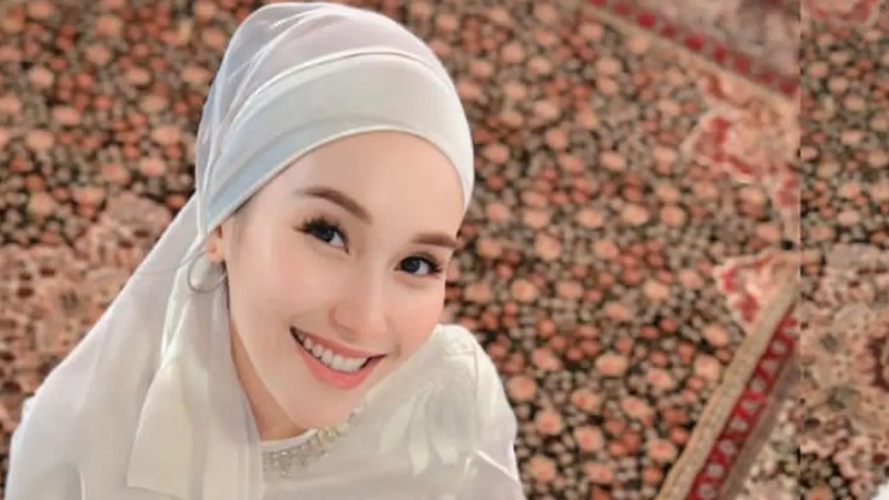 Inspirasi Clean Outfit untuk Lebaran
