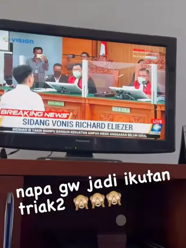 Melanie Subono Ikutan Teriak-Teriak Usai Dengar Vonis untuk Richard Eliezer