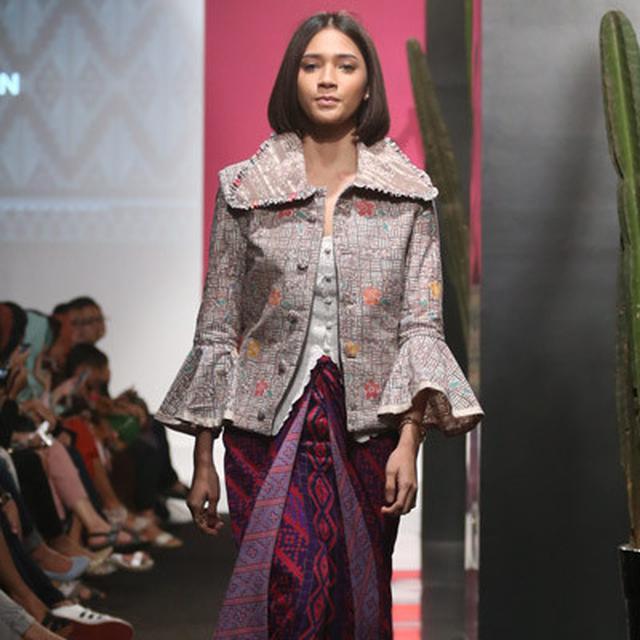 Style Tips Tampil Elegan Seperti Pramugari Fashion Fimelacom