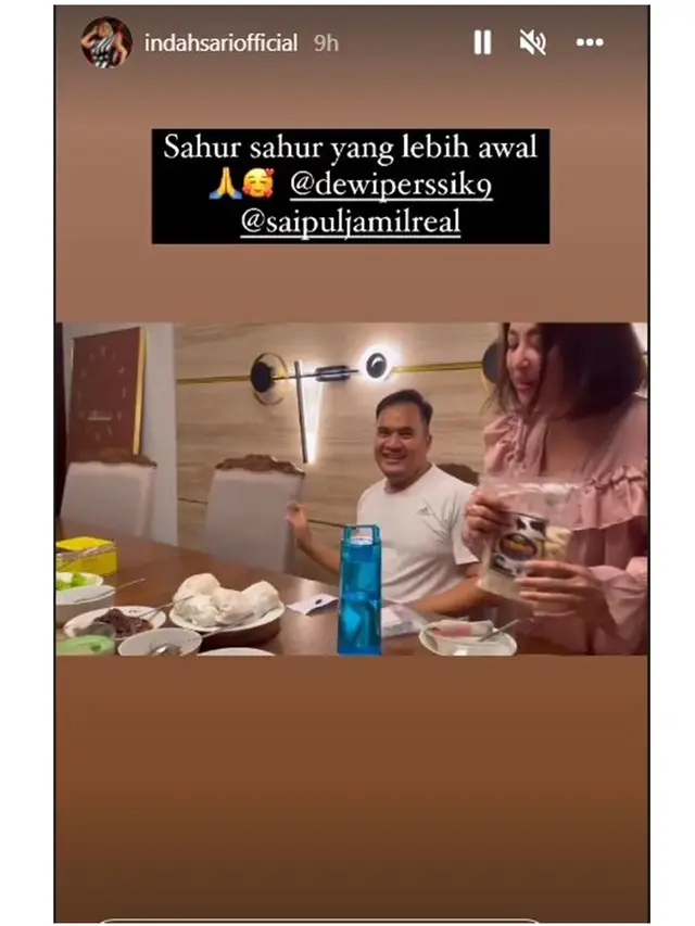 6 Potret Keakraban Dewi Perssik dan Saipul Jamil di Momen Sahur Bersama