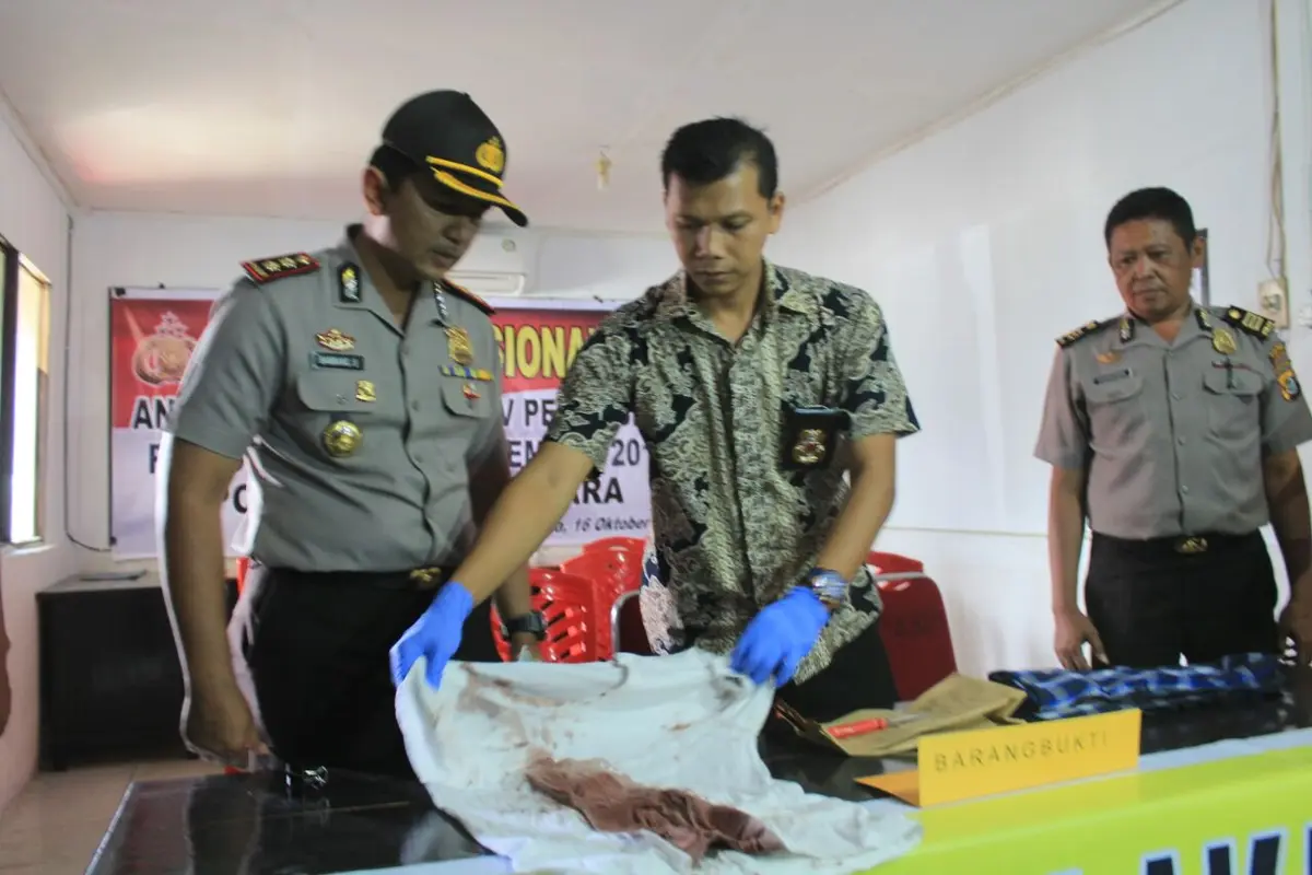Misteri SMS Pembawa Prahara Rumah Tangga Ketua DPRD Kolaka Utara