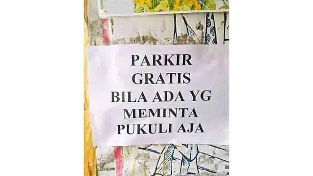 Potret 6 Pengumuman 'Ngegas' Ini Sukses Bikin Tepuk Jidat