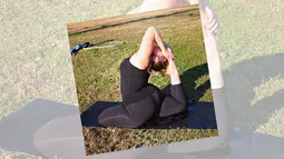 Awalnya  selama bertahun-tahun, Dana Falsetti sempat menderita depresi dan gangguan pola makan. Namun sejak mengenal yoga, hidup wanita 22 tahun itu berubah lebih baik. (instagram.com/nolatrees)