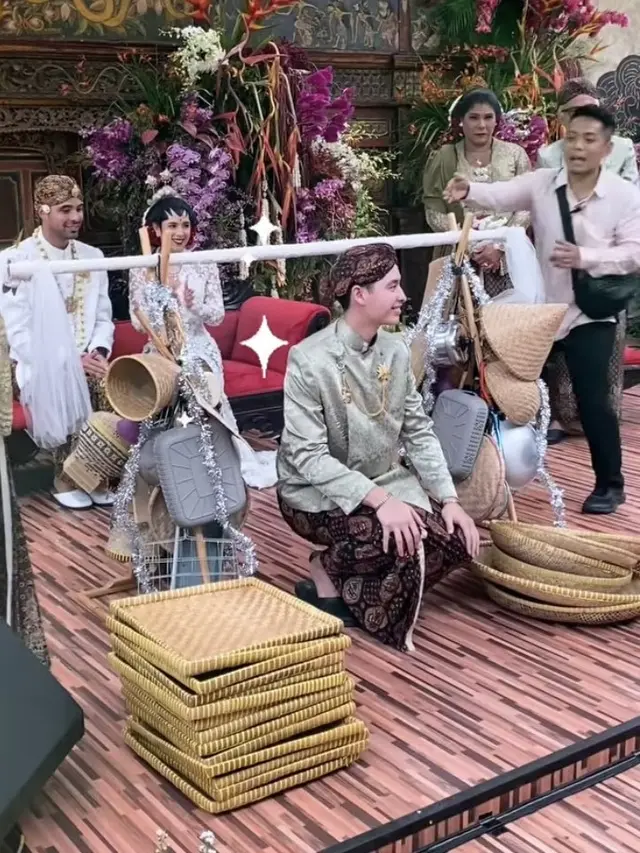 Alvy Xavier Anak Bungsu Susi Pudjiastuti saat Pernikahan Sang Kakak Nadine.