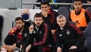 Carrick yang juga orang kepercayaan Ole ini diberi tugas memimpin Cristiano Ronaldo dan kawan-kawan hingga menemukan pelatih baru atau paling tidak hingga akhir musim. (AFP/Glyn Kirk)