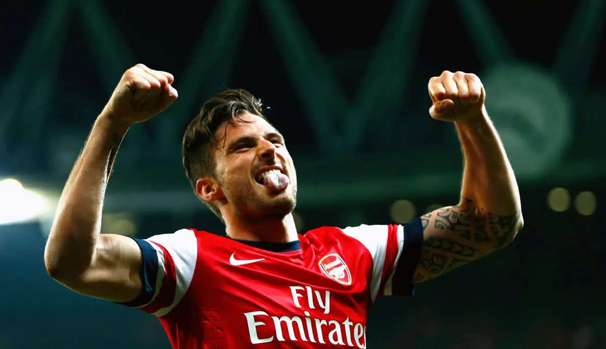 Selebrasi Olivier Giroud (Arsenal) usai mencetak gol ke gawang Newcastle United saat pertandingan Liga Primer Inggris di Stadion Emirates, (28/4/2014). (REUTERS/Eddie Keogh)