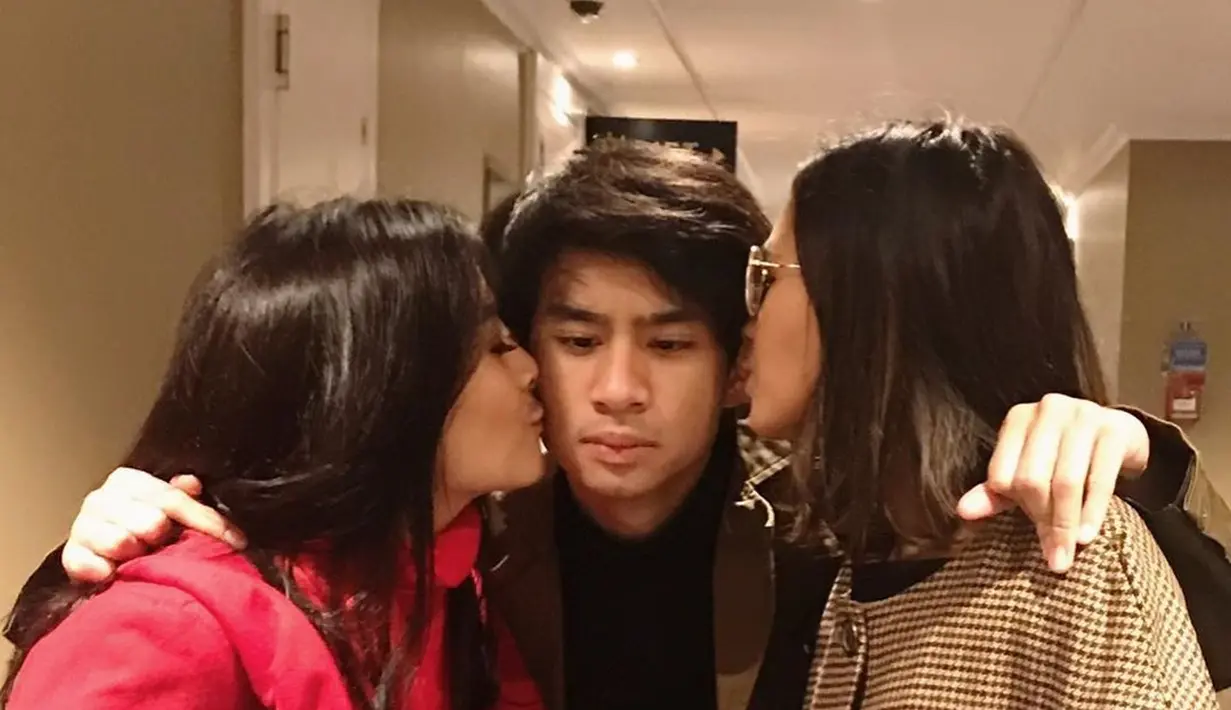 Iis Dahlia dan Keluarga (Instagram/isdadahlia)