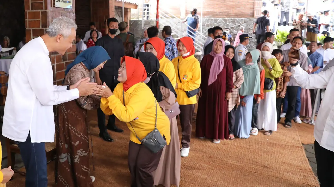 Ganjar Gelar Open House di Tanah Kelahiran, Sambut Ramah 6.000 Warga dari Berbagai Daerah