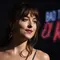 Dakota Johnson Berubah Drastis Jadi Marilyn Monroe, Rambut Pirangnya Bikin Pangling