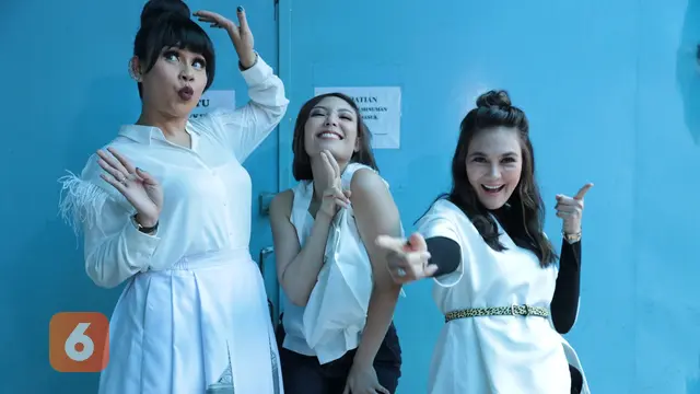 [Bintang] Geng Menteri Ceria
