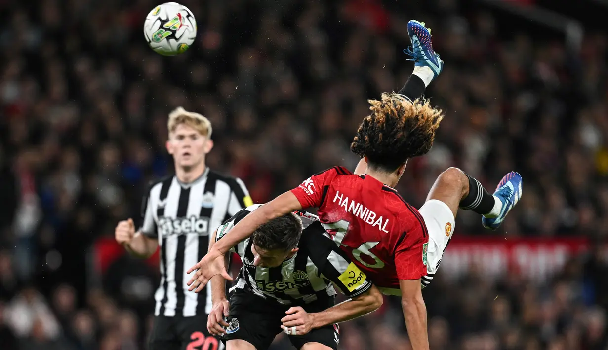 Newcastle sendiri melenggang mulus ke babak perempat final. (Paul ELLIS / AFP)