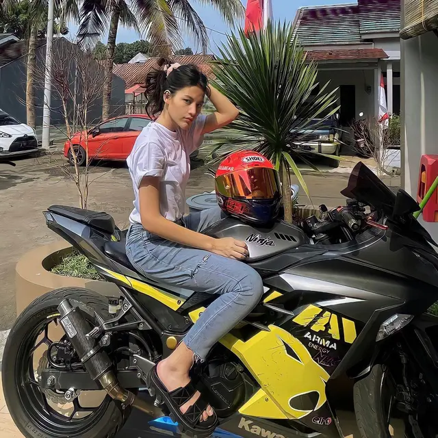 Lania Fira Naik Motor Sport