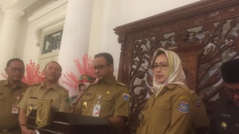 Kepala BKSP Anies Baswedan memberi keterangan pers