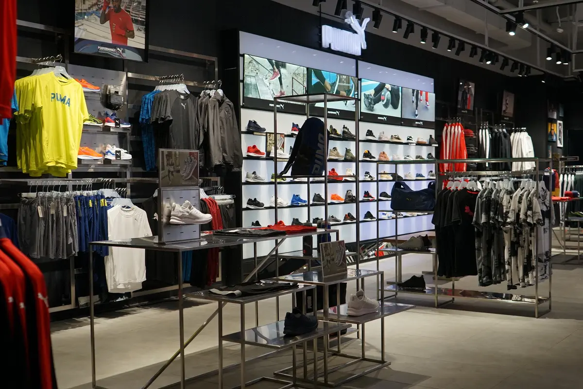 [Bintang] Brand Sportswear Ini Hadirkan Konsep Store Modern Fungsional di Lippo Mall Puri