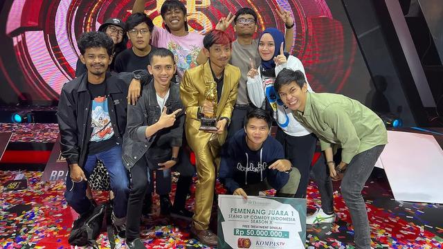 Potret Kemenangan Rizky Prasetya, Juara Pertama SUCI 11. (instagram/rizkyyprasetyaa)