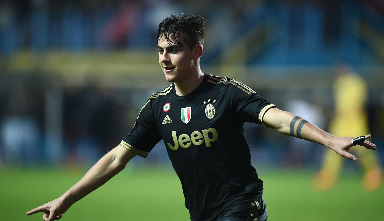 Pemain Juventus, Paulo Dybala merayakan gol ke gawang Frosinone pada lanjutan liga Italia Serie A pekan ke-24. (AFP/Filippo Monteforte)