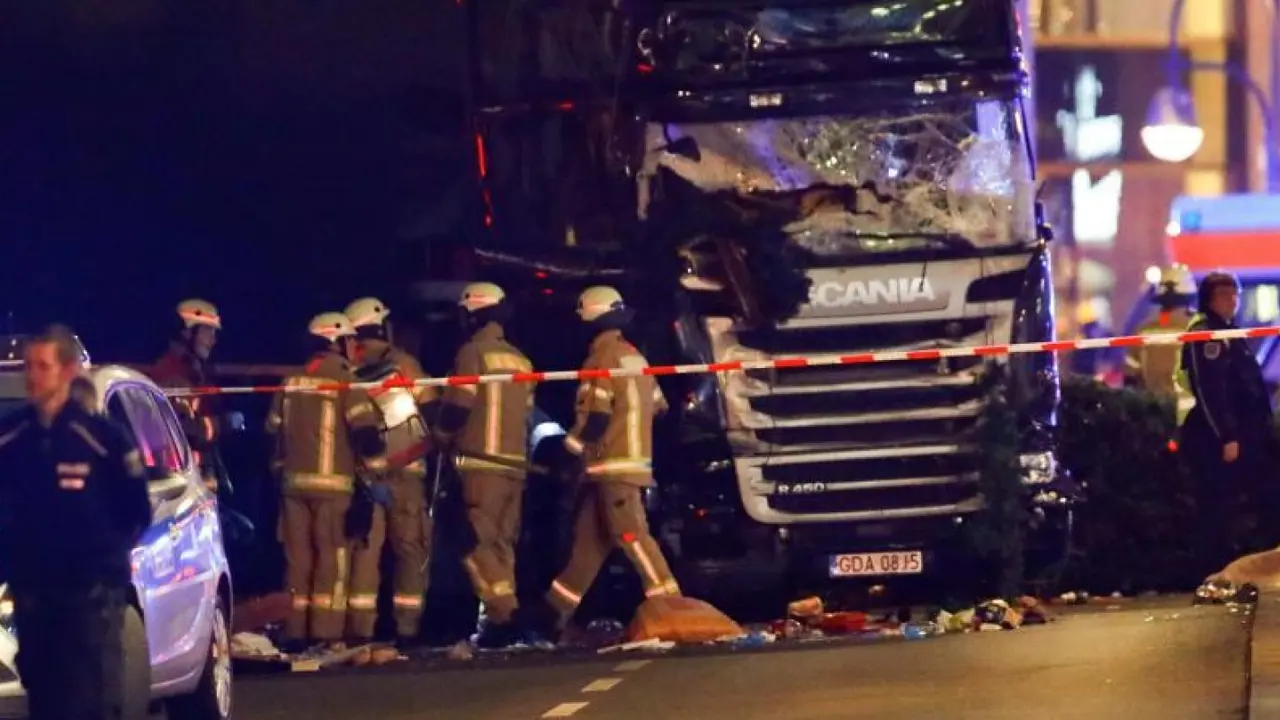 ISIS Mengaku Bertanggung Jawab Atas Serangan Truk di Berlin