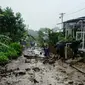 Banjir bandang kembali menerjang kawasan Gunung Mas, Desa Tugu Selatan, Kecamatan Cisarua, Kabupaten Bogor.