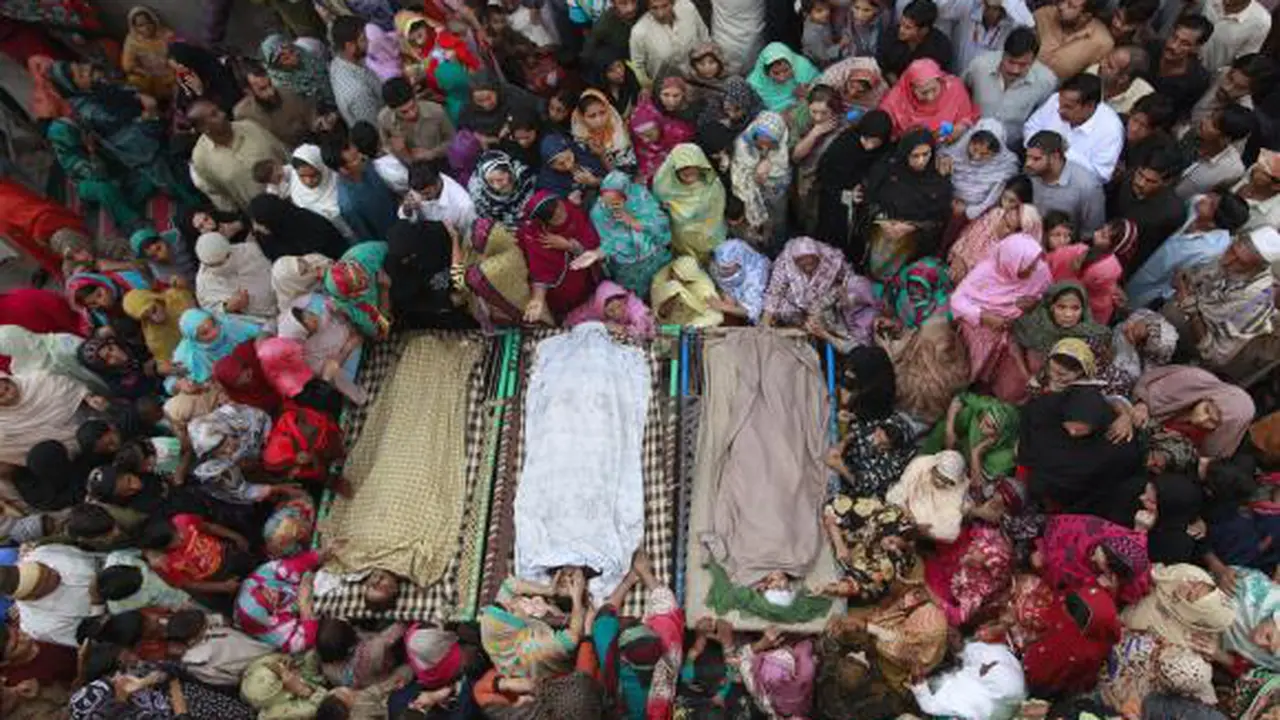 Korban bom bunuh diri Taliban