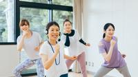 Ilustrasi sekelompok wanita sedang melakukan zumba. (Foto: Shutterstock)