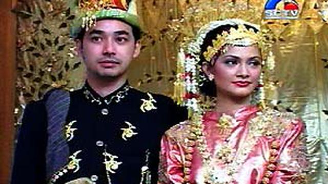 Cut Tari menikah
