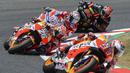 Pebalap Repsol Honda, Marc Marquez, saat balapan di MotoGP Catalunya, Barcelona, Minggu (11/6/2017). Marquez finis di posisi kedua dengan waktu 44 menit 45,062 detik. (AFP/Josep Lago)