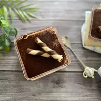 Ilustrasi Tiramisu Dessert Box (c) Shutterstock