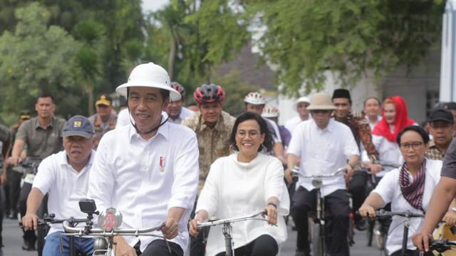Di Semarang, Jokowi Tinjau Pasar Johar dan Kota Lama