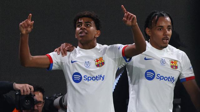 Foto: Aksi Cemerlang Bocah Ajaib Tutup Kemenangan Barcelona di Piala Super Spanyol