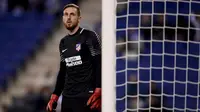 Manchester United baru mau melepas David de Gea ke Real Madrid asalkan mereka telah mengamankan jasa kiper Atletico Madrid, Jan Oblak. (AFP/Josep Lago)