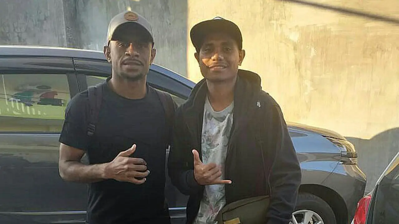Samuel Gideon Balinsa dan Krismon Gustav Wombaibobo