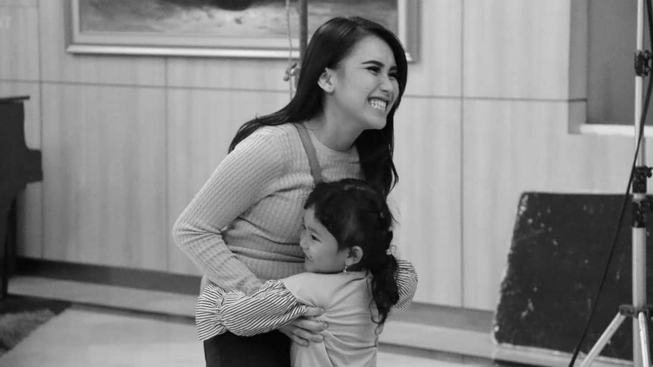 [Bintang] Ayu Ting Ting