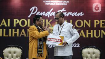 Datangi KPU, Oesman Sapta Odang Daftarkan Partai Hanura sebagai Calon Peserta Pemilu 2024